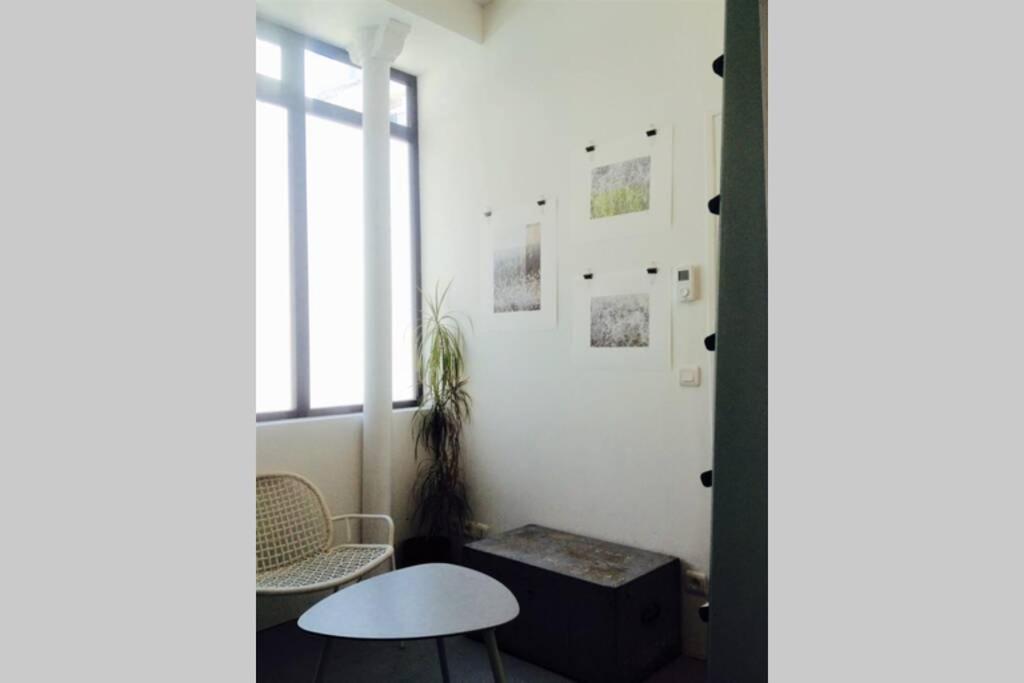 Small Arty Studio Menilmontant Paris Exterior photo
