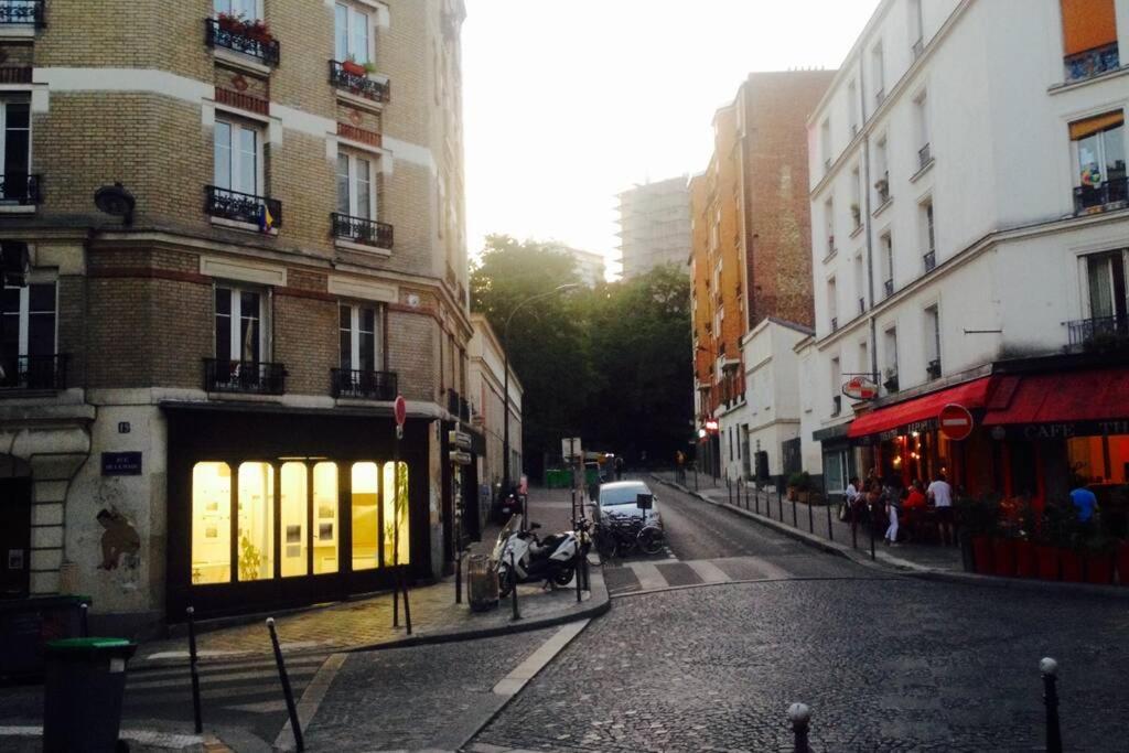 Small Arty Studio Menilmontant Paris Exterior photo